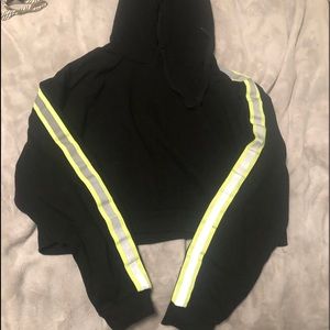 Cropped hoodie